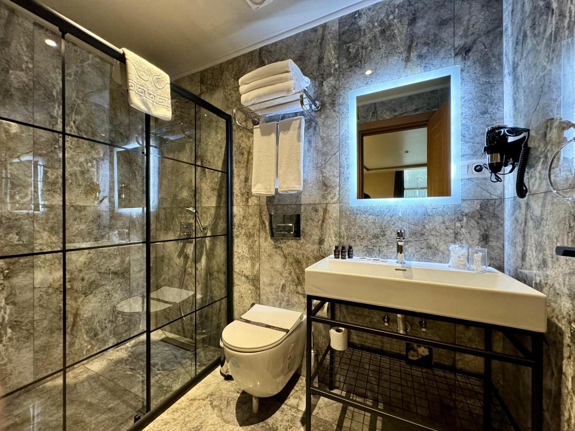 Weingart Suites Hotel Istanbul Luaran gambar